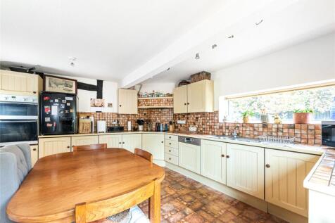 Kitchen/Breakfast Rm