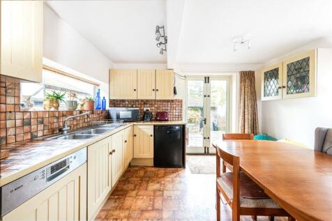 Kitchen/Breakfast Rm