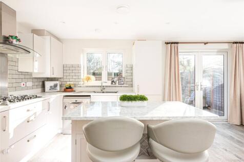 Kitchen/Bkfst/Family