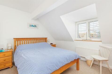 Bedroom 2-1