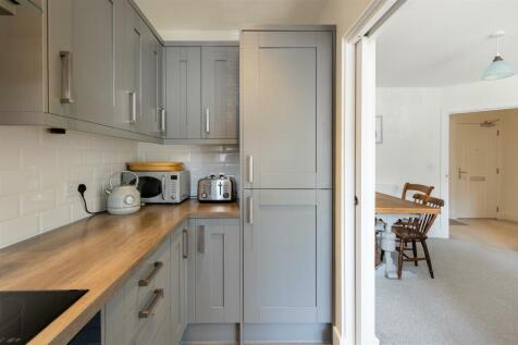 An immaculate two bedroom apartment