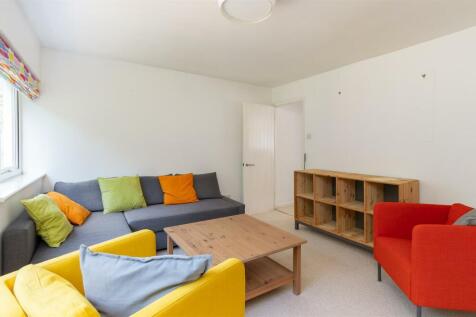 Living Room/Bedroom 3