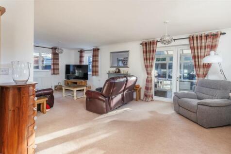 Sitting Room to Sun Room.jpg
