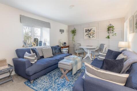 Rose Cottage sitting room