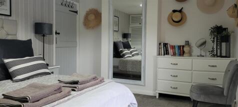Rose Cottage bedroom