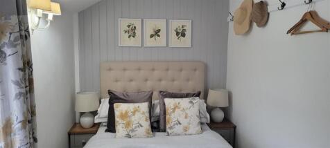 Rose Cottage Bedroom 3