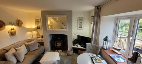 Hedgerow sitting room
