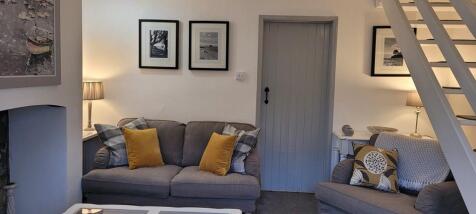 Fossil sitting room