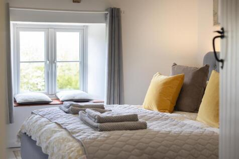 Fossil bedroom