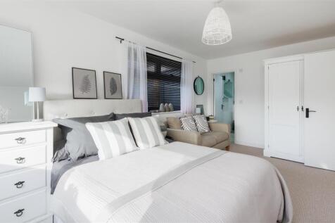 Bedroom 1-1