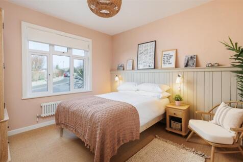 Bedroom 1-1