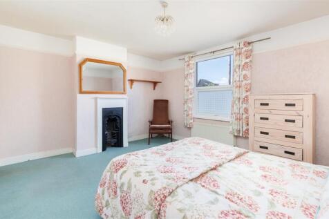 Bedroom 1-2