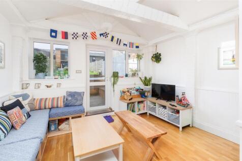 Family Room 1-2