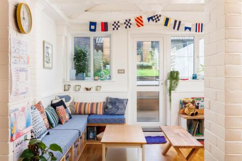 Family Room 1-3