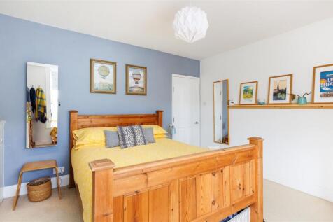 Bedroom 2-1