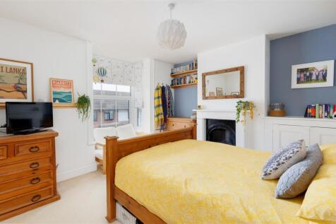 Bedroom 2-2