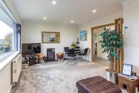 Sitting Room.jpg