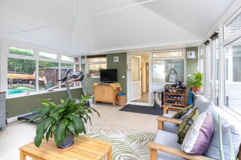 Conservatory 1.jpg