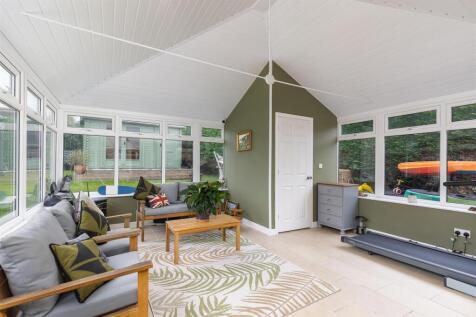 Conservatory 2.jpg