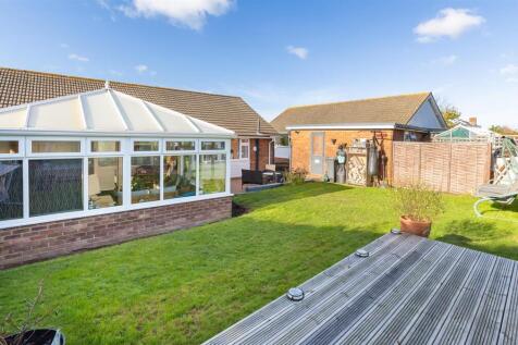 Rear Garden 1.jpg