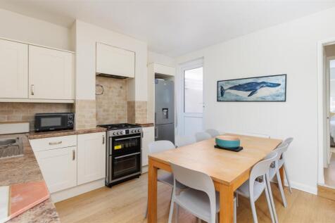 Kitchen 1-1