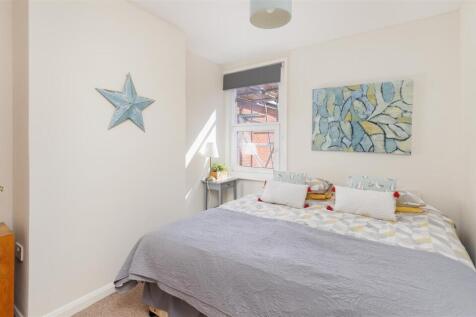 Bedroom 2-1