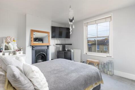 Principal Bedroom.jpg