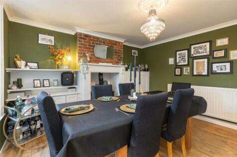 Dining Room 3.jpg