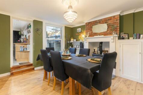 Dining Room 2.jpg