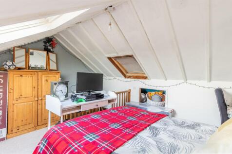 Attic Room.jpg