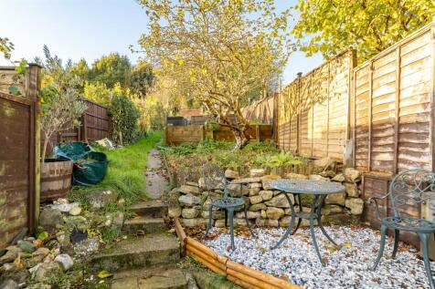 Rear Garden 1.jpg