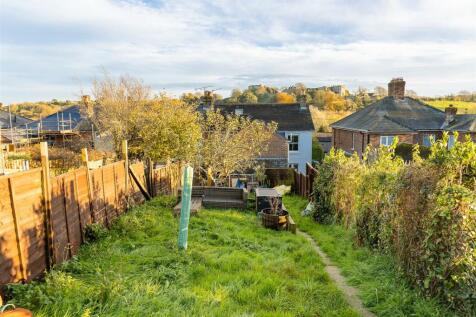 Rear Garden 2.jpg