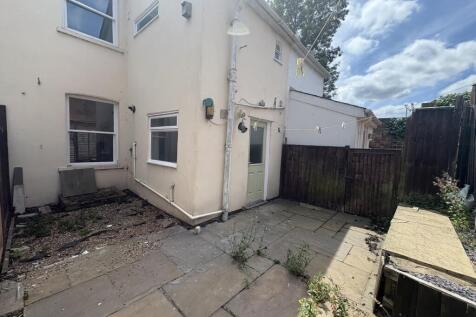 3 rose cottage garden .jpeg