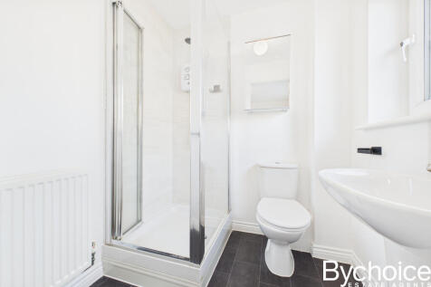 CAM05454G0-PR0079-STILL007