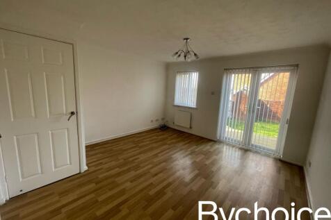 43 atterton living room.jpeg