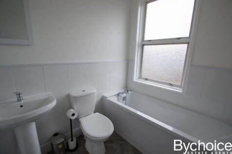 pightle bathroom photo 