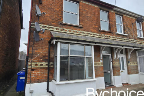 7 The Pightle Front shot 