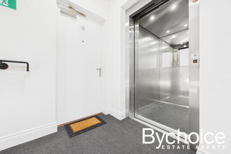 Front Door &amp; Lift