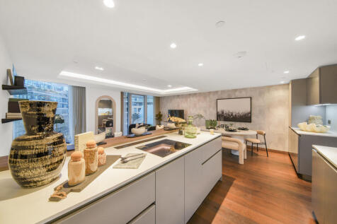 C605 show apartment (11).jpg