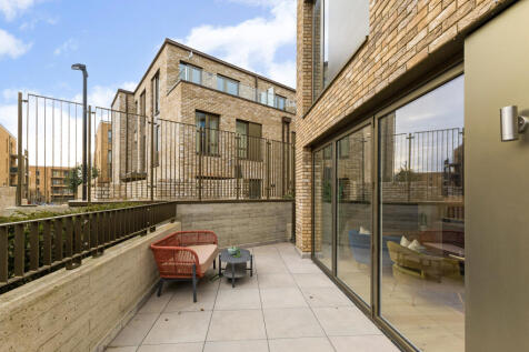 99058_4 Wimpole Mews 27 Inglis Way  (25).jpg