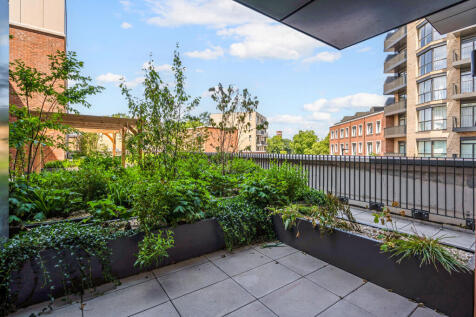 93440_Empire-House- (34)_low.jpg