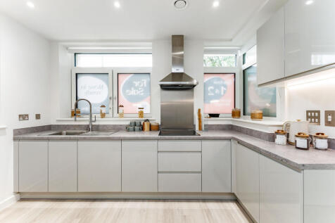 98533_Show Apartment Eeko Agar Grove Camden (20...