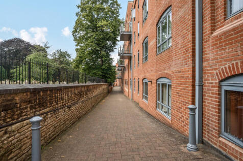 Communal Walkway