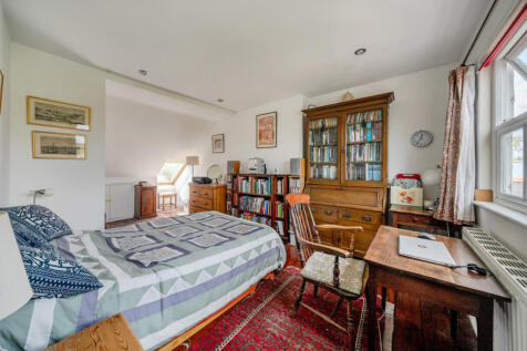 Ensuite Bedroom