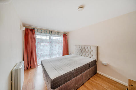 1381520-10-6915c5...