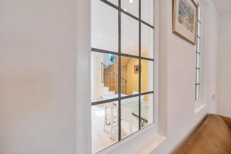 View Into Dining Rm