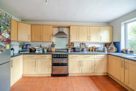 Kitchen/Breakfast Rm
