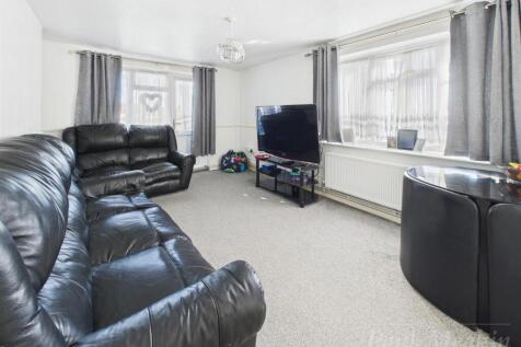 Living room one .jpg