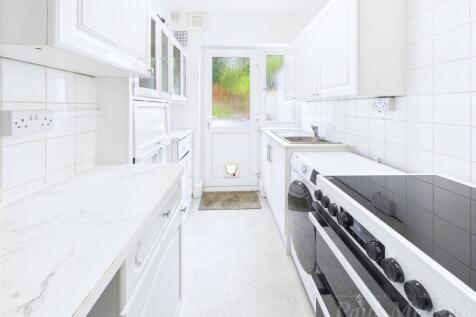 Kitchen..jpg