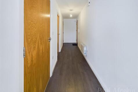 Hallway.jpg